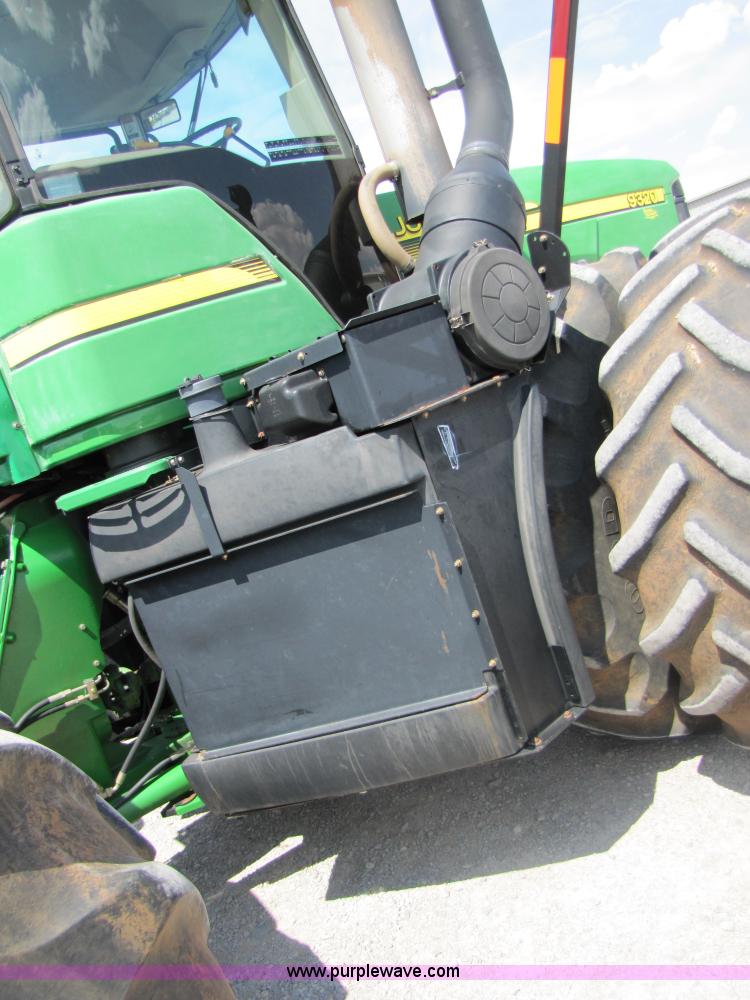image for item A4656 2003 John Deere 9320 4WD tractor