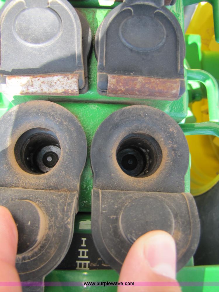 image for item A4656 2003 John Deere 9320 4WD tractor