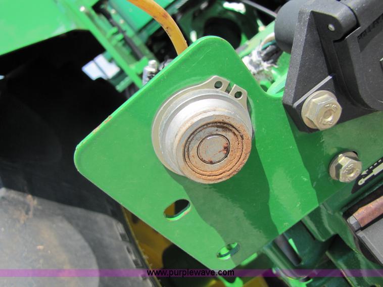 image for item A4656 2003 John Deere 9320 4WD tractor