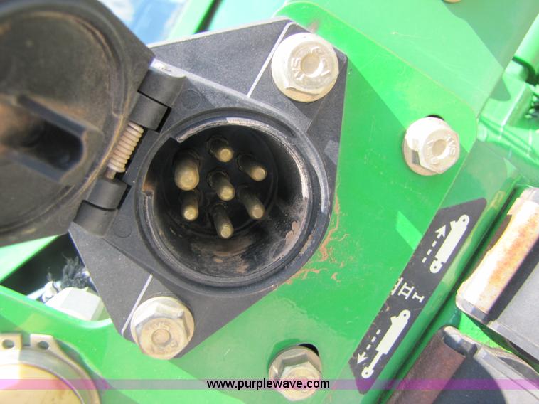 image for item A4656 2003 John Deere 9320 4WD tractor