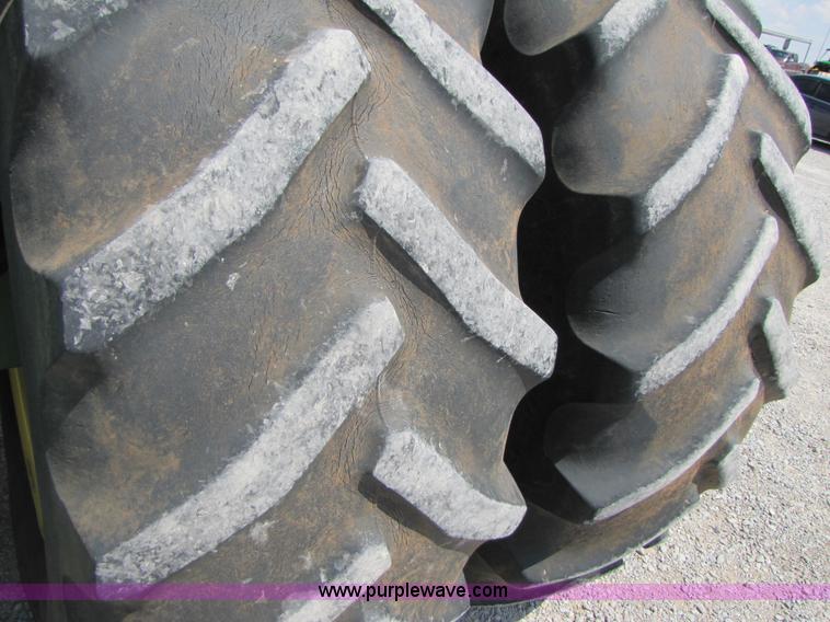 image for item A4656 2003 John Deere 9320 4WD tractor