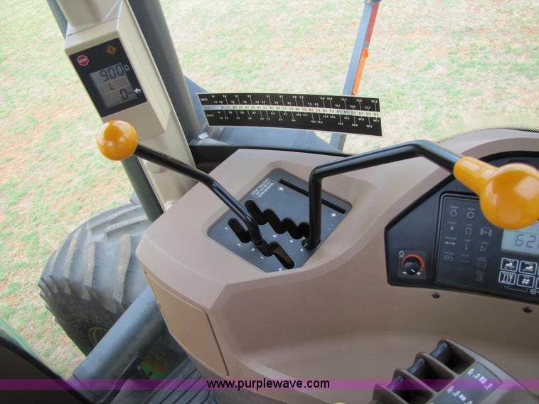 image for item A4658 2000 John Deere 9200 4WD tractor