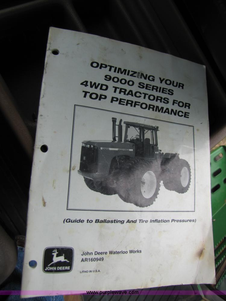 image for item A4658 2000 John Deere 9200 4WD tractor