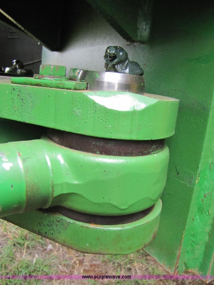 image for item A4658 2000 John Deere 9200 4WD tractor