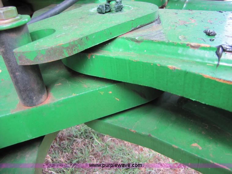 image for item A4658 2000 John Deere 9200 4WD tractor