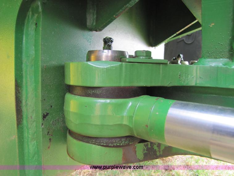 image for item A4658 2000 John Deere 9200 4WD tractor