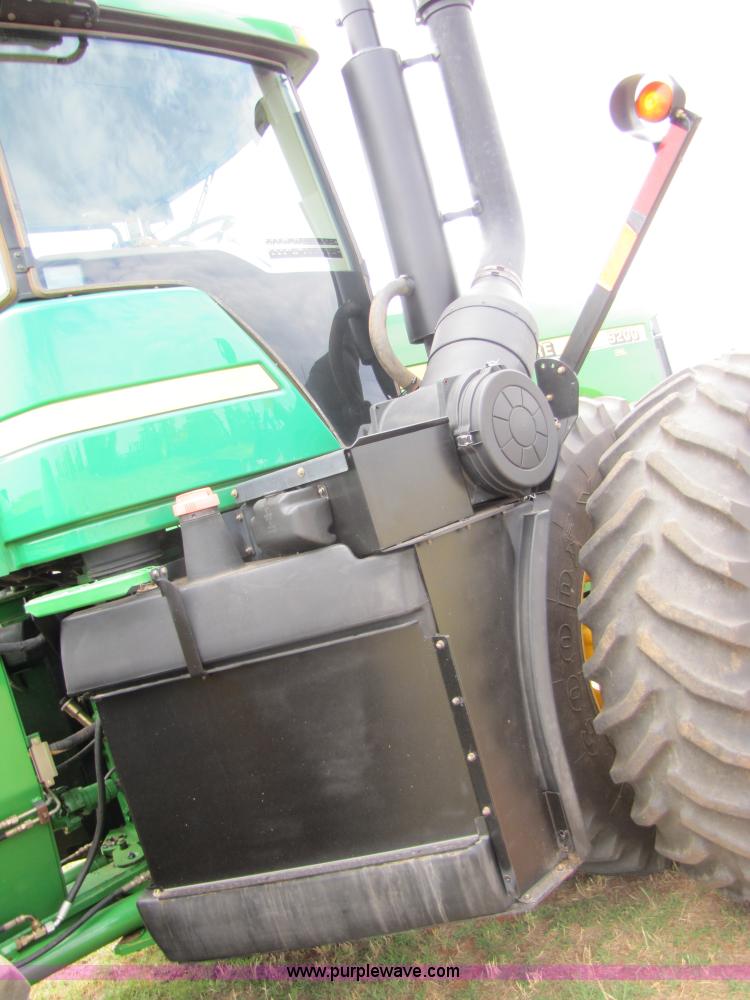 image for item A4658 2000 John Deere 9200 4WD tractor