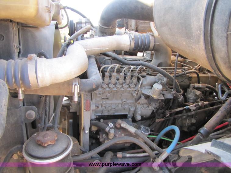 image for item A4660 1997 Ford Louisville feed truck with Roto-mix 600-16 mixer