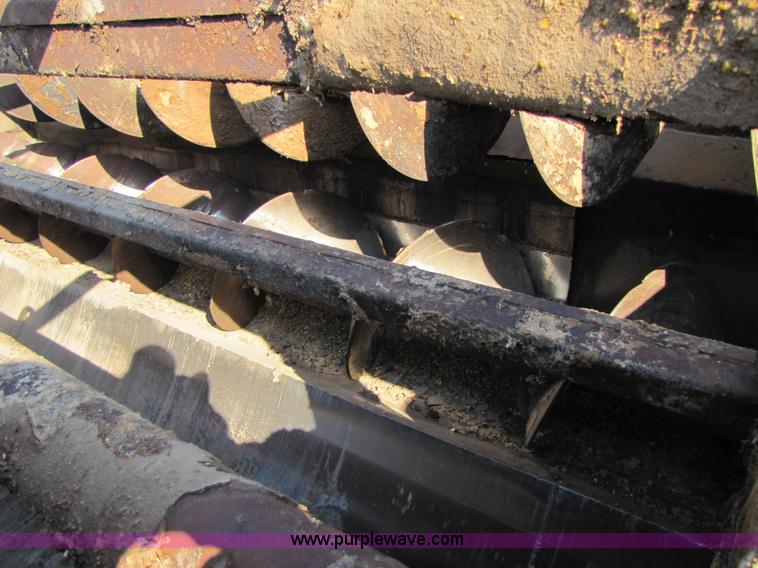 image for item A4660 1997 Ford Louisville feed truck with Roto-mix 600-16 mixer