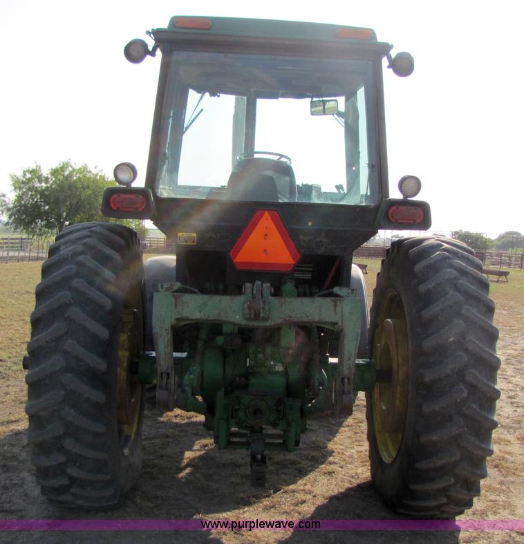 image for item A4666 1988 John Deere 4450 MFWD tractor