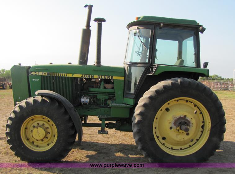image for item A4666 1988 John Deere 4450 MFWD tractor