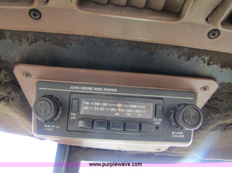 image for item A4666 1988 John Deere 4450 MFWD tractor