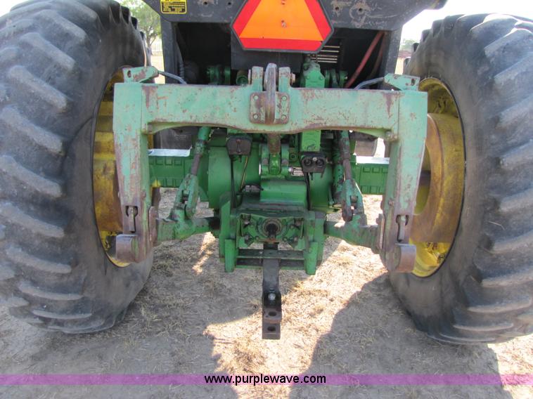 image for item A4666 1988 John Deere 4450 MFWD tractor