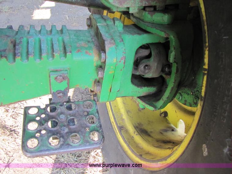 image for item A4666 1988 John Deere 4450 MFWD tractor