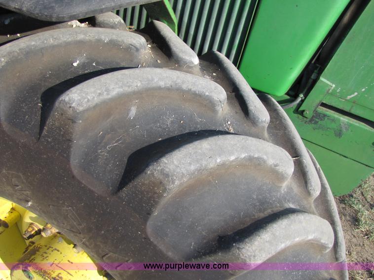 image for item A4666 1988 John Deere 4450 MFWD tractor