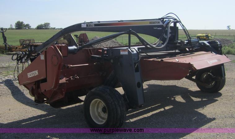 image for item A4711 Hesston 1170 16' hydro swing swather
