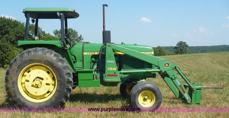 image for item A4852 1977 John Deere 4030 tractor