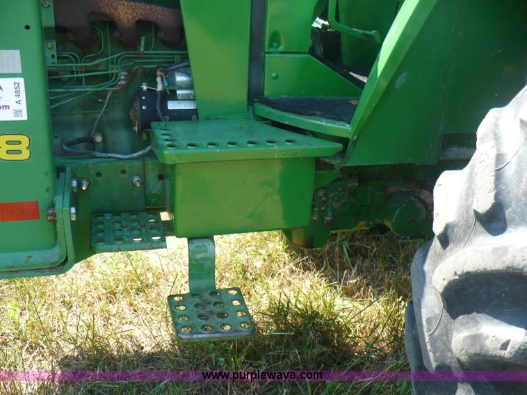 image for item A4852 1977 John Deere 4030 tractor