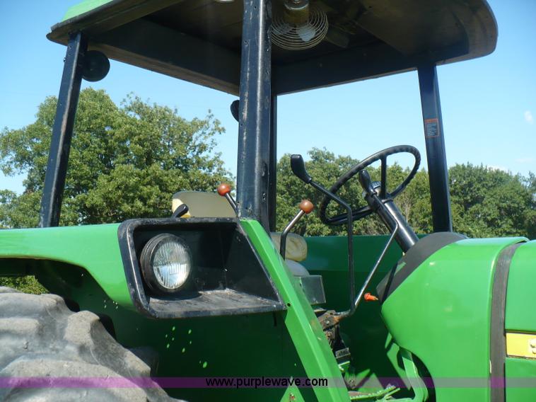 image for item A4852 1977 John Deere 4030 tractor