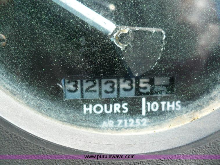 image for item A4852 1977 John Deere 4030 tractor