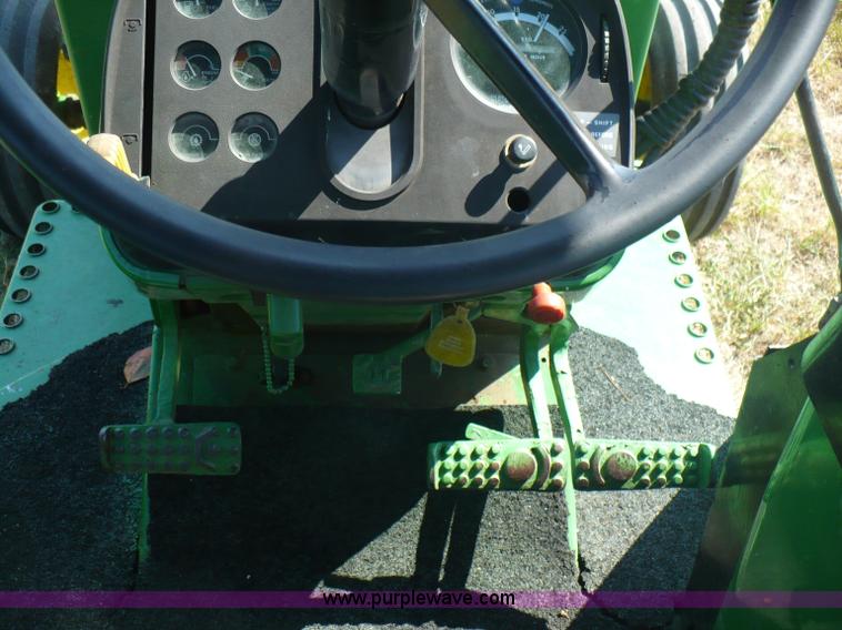 image for item A4852 1977 John Deere 4030 tractor