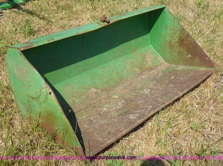 image for item A4852 1977 John Deere 4030 tractor