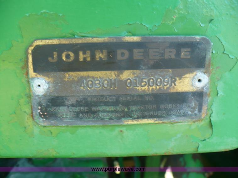 image for item A4852 1977 John Deere 4030 tractor