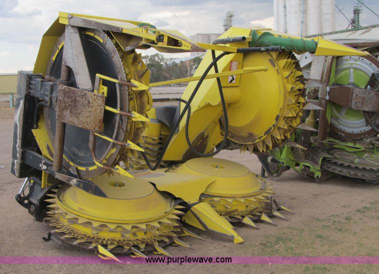 image for item A5227 2009 John Deere 678 rotary forage header