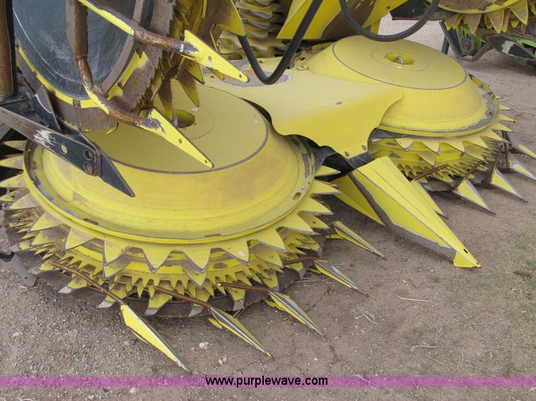 image for item A5227 2009 John Deere 678 rotary forage header