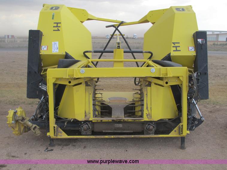 image for item A5227 2009 John Deere 678 rotary forage header