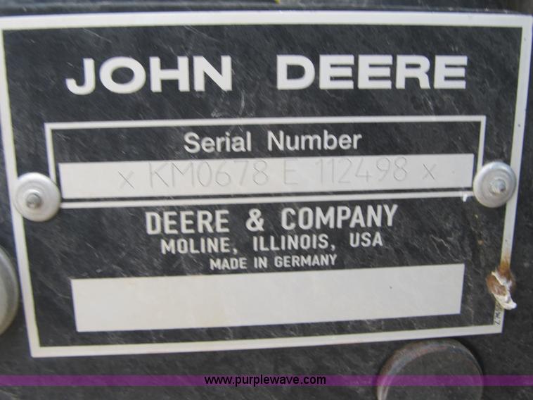 image for item A5227 2009 John Deere 678 rotary forage header