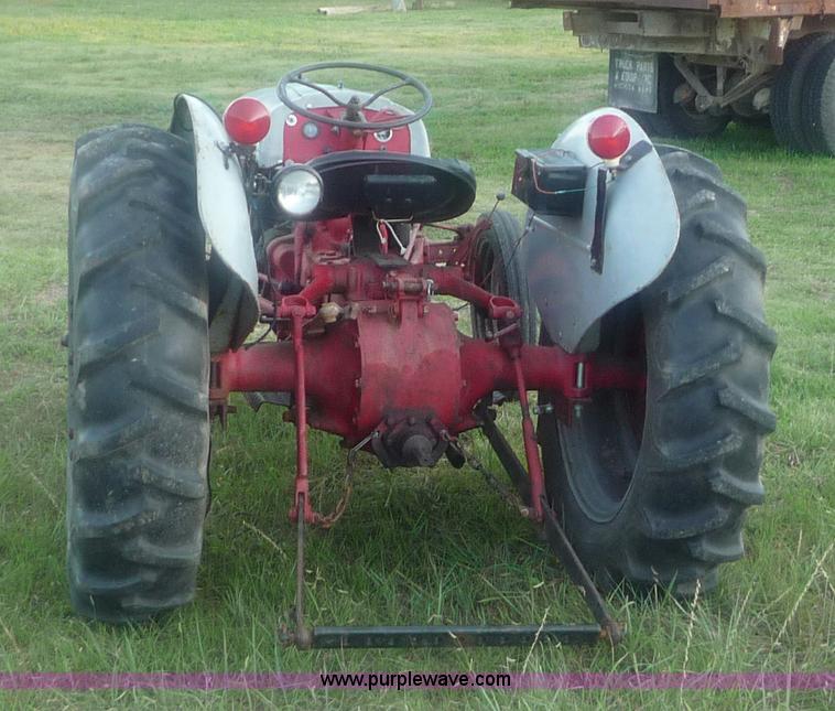 image for item A5324 1946 Ford 2N tractor