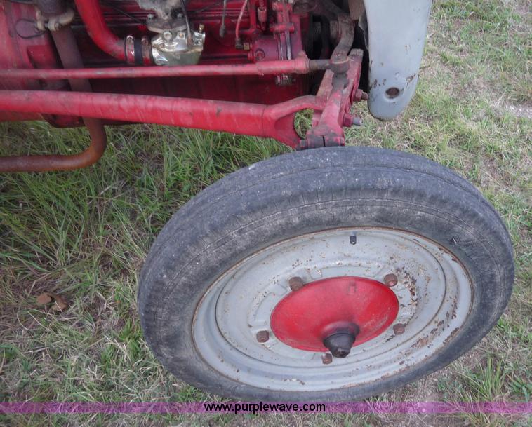image for item A5324 1946 Ford 2N tractor