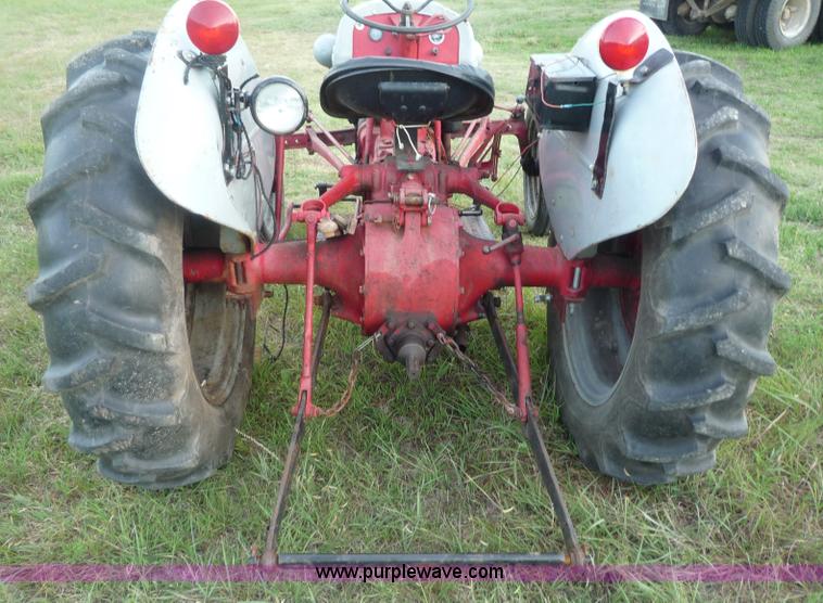 image for item A5324 1946 Ford 2N tractor