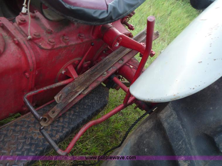 image for item A5324 1946 Ford 2N tractor