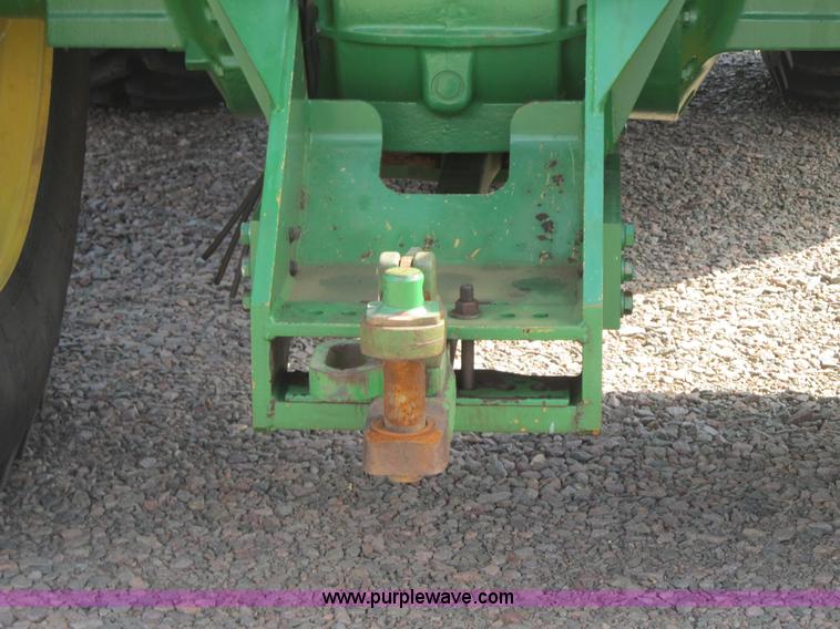 image for item A9675 1996 John Deere 8770 4WD tractor