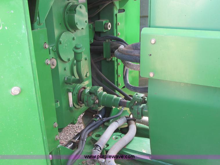 image for item A9675 1996 John Deere 8770 4WD tractor