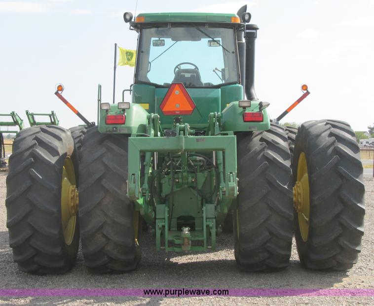 image for item A9676 2001 John Deere 9300 4WD tractor