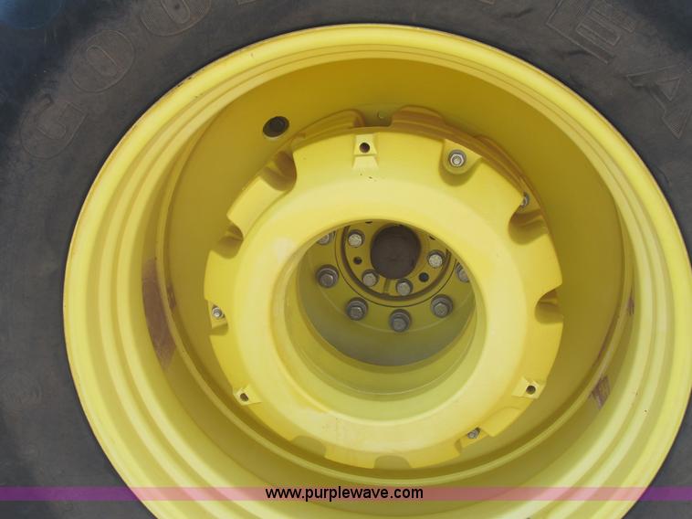 image for item A9676 2001 John Deere 9300 4WD tractor