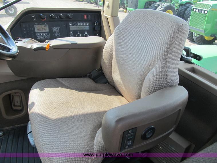 image for item A9676 2001 John Deere 9300 4WD tractor