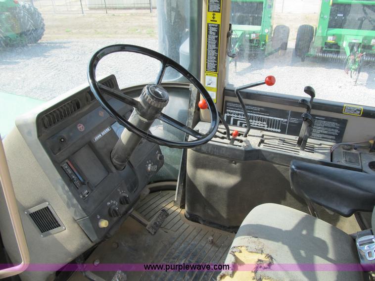 image for item A9677 1993 John Deere 8970 4WD tractor