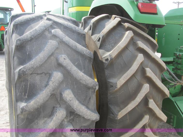 image for item A9678 1999 John Deere 9400 4WD tractor