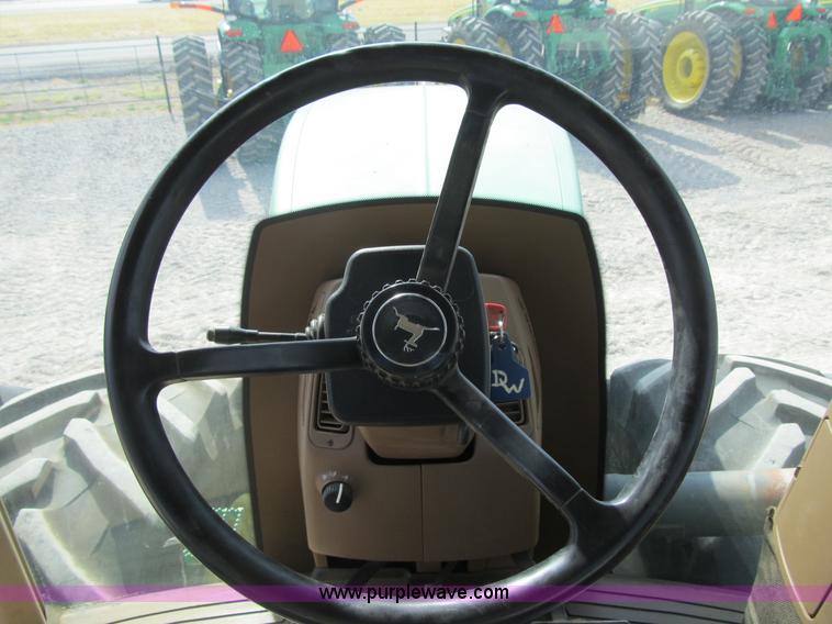 image for item A9678 1999 John Deere 9400 4WD tractor