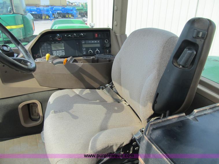 image for item A9678 1999 John Deere 9400 4WD tractor