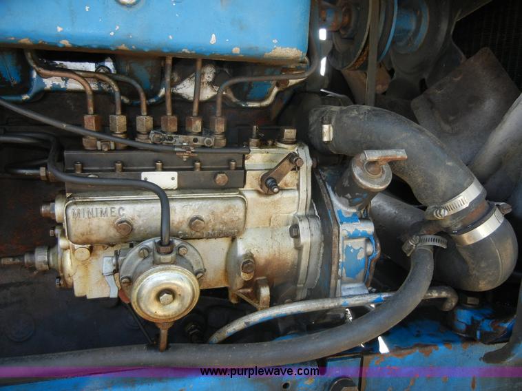 image for item A9972 1976 Ford 9600 tractor