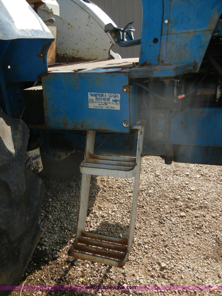 image for item A9972 1976 Ford 9600 tractor