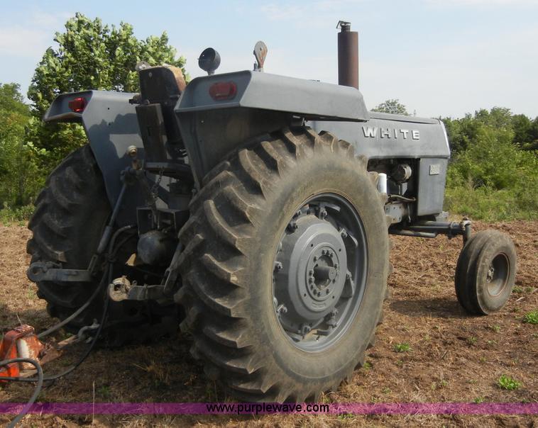 image for item A9973 1977 White 2-70 Field Boss tractor