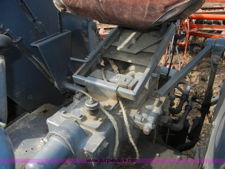 image for item A9973 1977 White 2-70 Field Boss tractor