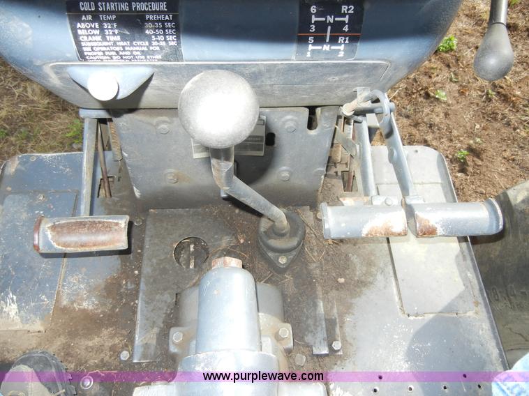 image for item A9973 1977 White 2-70 Field Boss tractor