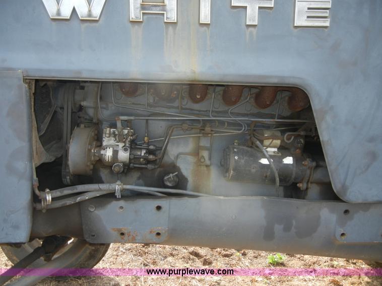 image for item A9973 1977 White 2-70 Field Boss tractor